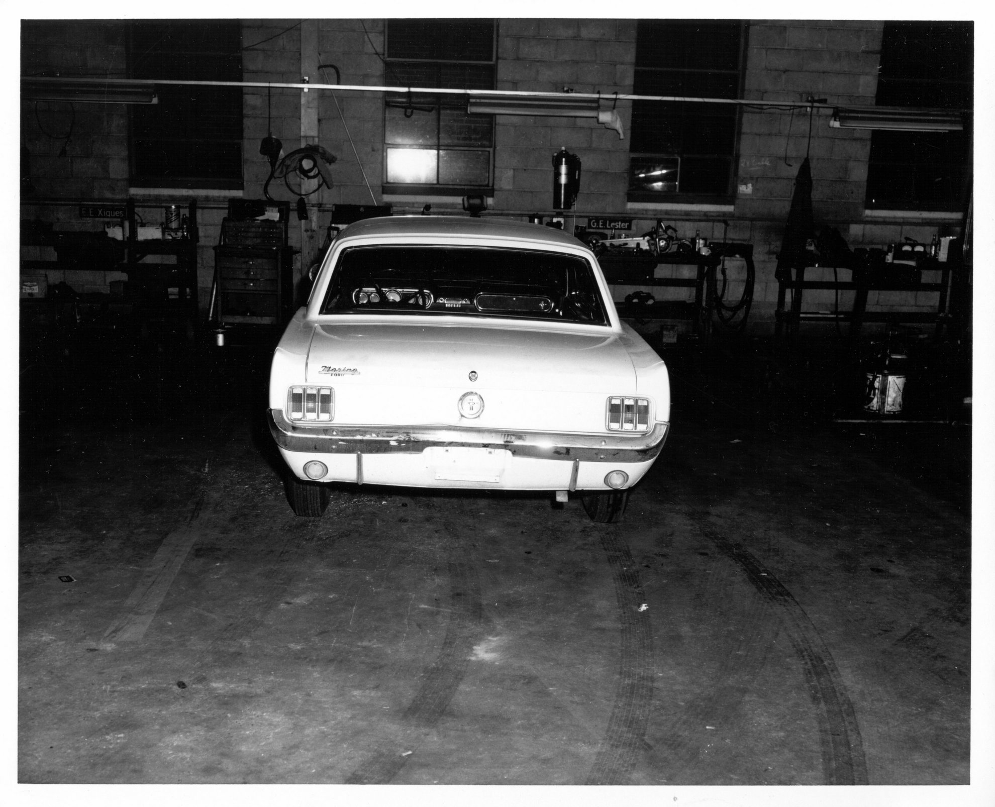 25Mustang 2.jpg